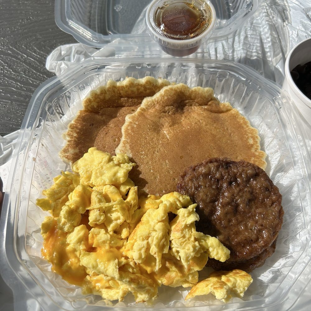 Eggy's Diner - Minneapolis - Eggy's Combo - Breakfast & Brunch Near Me - Minneapolis, Minnesota Eggy's Diner - Minneapolis - Eggy's Combo - Breakfast & Brunch Near Me - Minneapolis, Minnesota