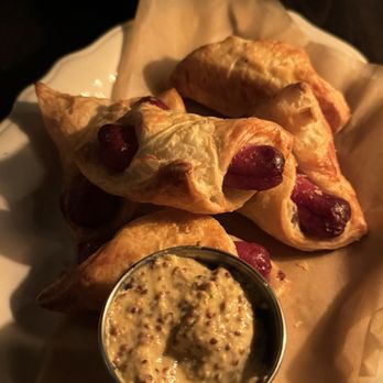 Trivoli Tavern - Pigs in a blanket - American Near Me - Chicago, Illinois