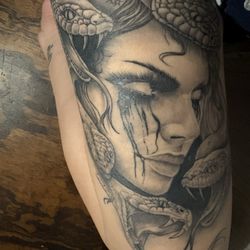 Irie Zona Tattoo - Medusa realism tattoo