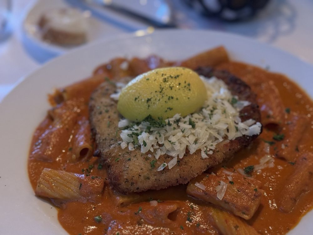 Social spots from 800 Maple