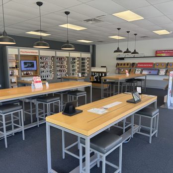Verizon - Mobile Phones Near Me - Chester, Virginia Verizon - Mobile Phones Near Me - Chester, Virginia