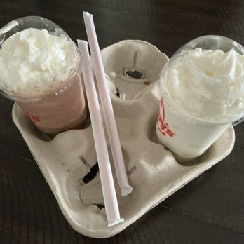 Arby's - Chocolate and vanilla shakes - Fast Food Near Me - Albuquerque, New Mexico