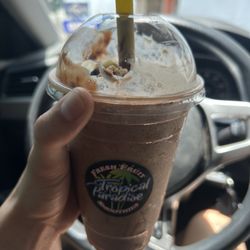 Tropical Paradise Fresh Fruits & Smoothies