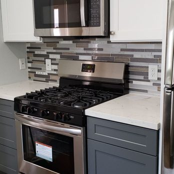 Superb Builders & Custom Made Cabinetry - Finished apartment kitchen remodel - General Contractors Near Me - San Francisco, California Superb Builders & Custom Made Cabinetry - Finished apartment kitchen remodel - General Contractors Near Me - San Francisco, California
