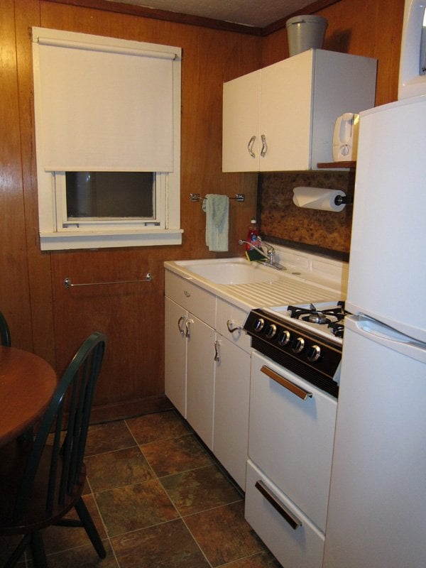 TAHOE VISTA LODGE & CABINS Updated October 2024 19 Photos & 18