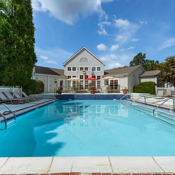 Brookview Apartments - Brookview Apartments pool - Apartments Near Me - Elkins Park, Pennsylvania Brookview Apartments - Brookview Apartments pool - Apartments Near Me - Elkins Park, Pennsylvania