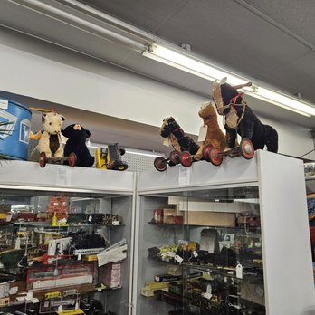 McWhiggin's Wonder Emporium - Vintage - Toy Stores Near Me - Madison, Indiana McWhiggin's Wonder Emporium - Vintage - Toy Stores Near Me - Madison, Indiana