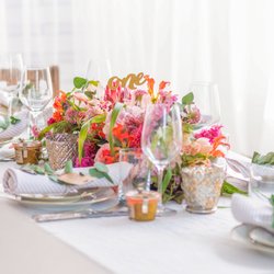 Frau Schmidt Cakes & Events - Gedeckter Tisch mit tollen Dienstleistern