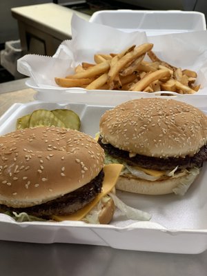 OJs Midtown Restaurant by null