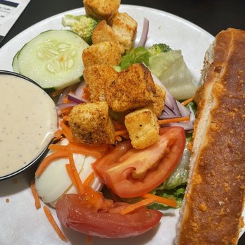 Minsky's Pizza - Side Salad w Peppercorn Ranch dressing - Pizza Near Me - Shawnee, Kansas Minsky's Pizza - Side Salad w Peppercorn Ranch dressing - Pizza Near Me - Shawnee, Kansas