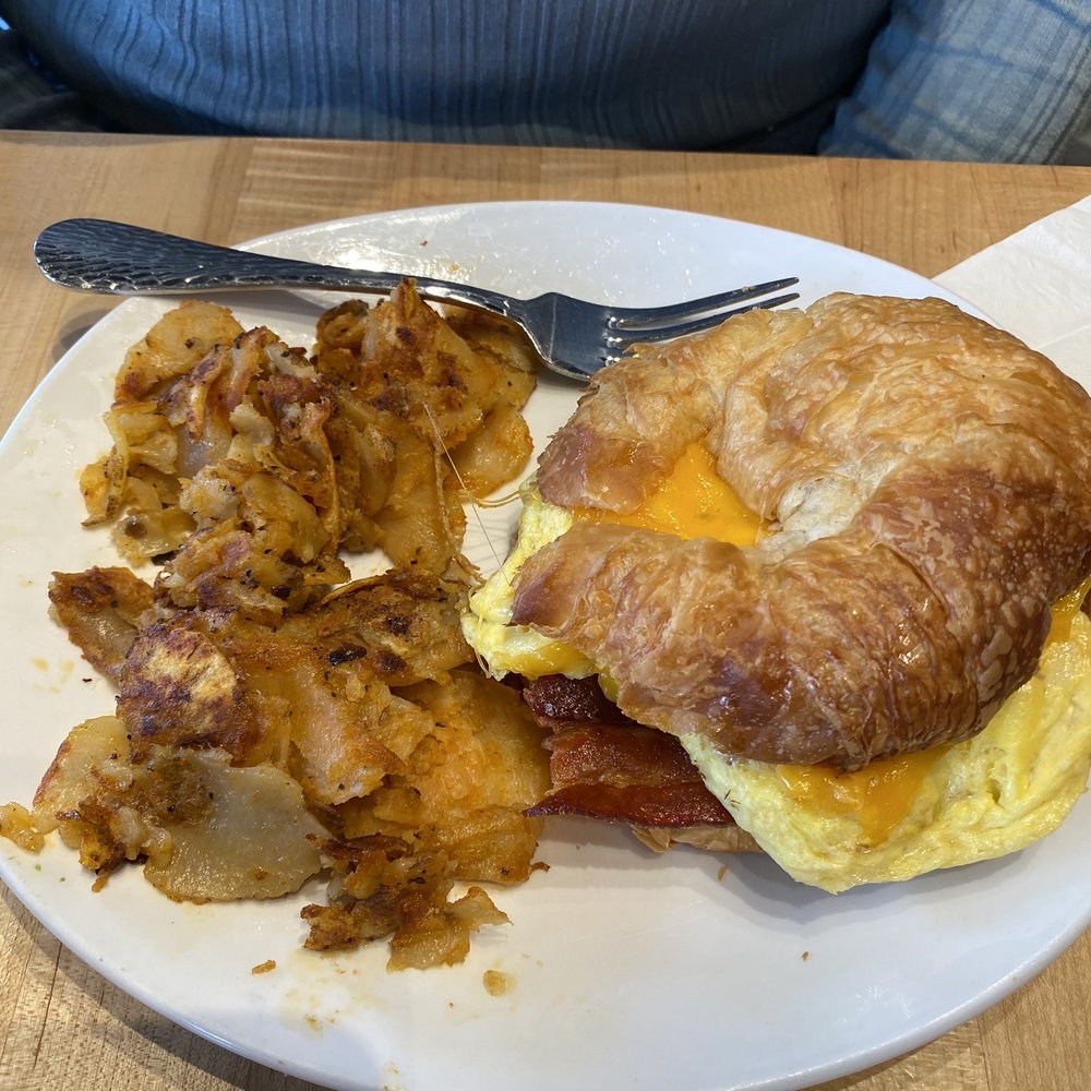 Sunshine Breakfast Bar - Breakfast croissant sandwich - Breakfast & Brunch Near Me - Phoenix, Arizona Sunshine Breakfast Bar - Breakfast croissant sandwich - Breakfast & Brunch Near Me - Phoenix, Arizona