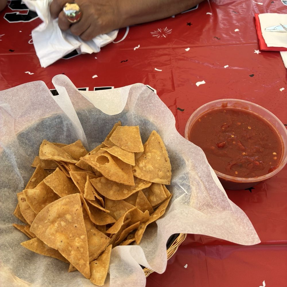 El Patio Cafe - Chips & salsa - Mexican Near Me - Capistrano Beach, California