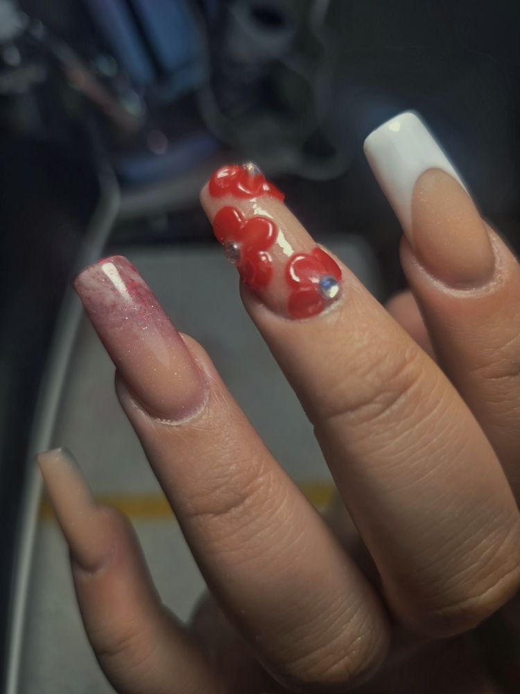 AmyNails Logo