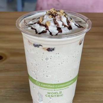 Egghead Cafe - Frozen Mac Nut Mocha - Coffee & Tea Near Me - Honolulu, Hawaii Egghead Cafe - Frozen Mac Nut Mocha - Coffee & Tea Near Me - Honolulu, Hawaii