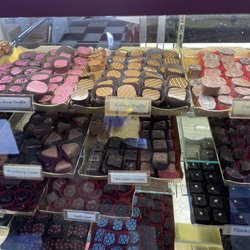Serenade Chocolatier
