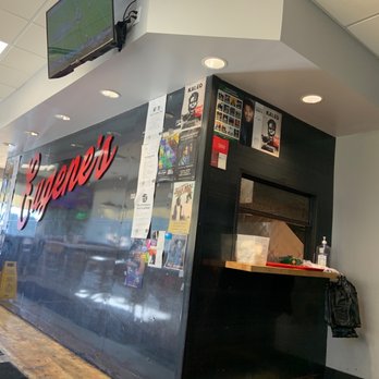Eugene's Hot Chicken - Chicken Wings Near Me - Hoover,, Alabama Eugene's Hot Chicken - Chicken Wings Near Me - Hoover,, Alabama