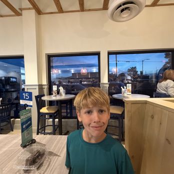 Taziki's Mediterranean Cafe - Large booths for 6 - Greek Near Me - Jasper, Alabama