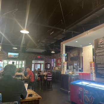 Little Matt's - Restaurant inside - Burgers Near Me - Houston, Texas Little Matt's - Restaurant inside - Burgers Near Me - Houston, Texas