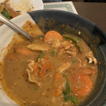 Pho's Spicier Thai Cuisine - Chicken Panang Curry - Thai Near Me - Chicago, Illinois