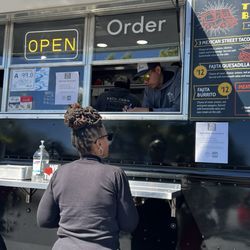 Taco Bros Food Truck - Order Station