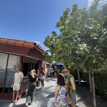 Tinta y Café - Coffee & Tea Near Me - Miami, Florida Tinta y Café - Coffee & Tea Near Me - Miami, Florida