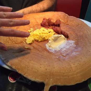 Addi's Diner - The pancake is BIGLY! - American Near Me - Springfield, Oregon