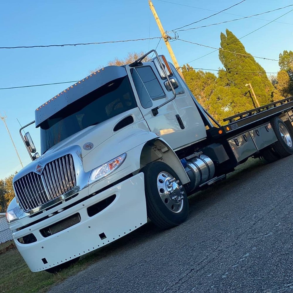 ALFREDO TOWING Updated September 2024 29 Photos & 31 Reviews