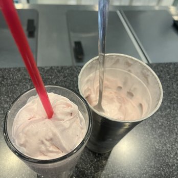 Dewar's Candy Shop - Strawberry milkshake - Candy Stores Near Me - Bakersfield, California
