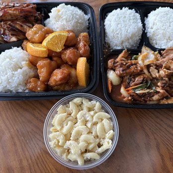 Big Boi - Teriyaki and orange chicken combo, spicy chicken teriyaki and mac salad - Japanese Near Me - Fife, Washington