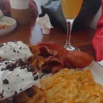 Yonder Brunch & Vibes - Oreo waffle killa - Breakfast & Brunch Near Me - Cleveland, Ohio Yonder Brunch & Vibes - Oreo waffle killa - Breakfast & Brunch Near Me - Cleveland, Ohio