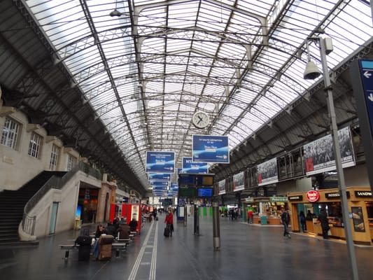 Gare de l'Est by null