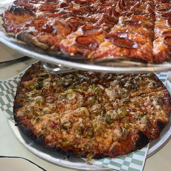 PIZZ'AMICI - Pizza Near Me - Chicago, Illinois