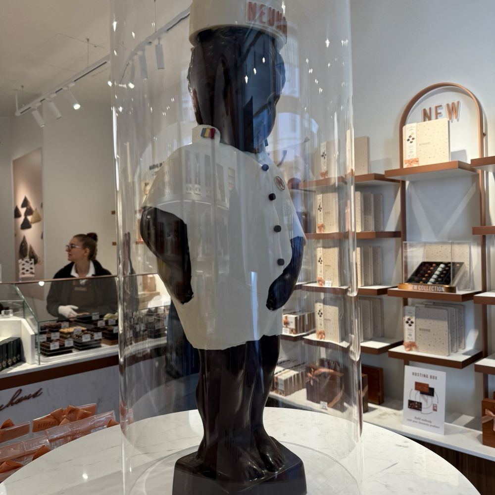 Neuhaus - Chocolatiers & Shops Near Me - Brussels, BRU