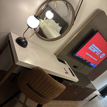 Horseshoe Lake Charles - A Caesars Rewards Destination - Desk area perfect for remote work - Hotels Near Me - Westlake, Louisiana