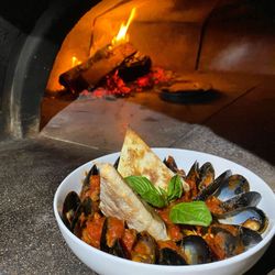 Sea Mario - Mussels fradiavolo