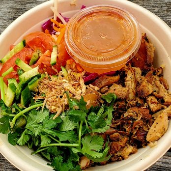 My Lai - Venice - Mama Mai's Chicken Garlic Rice - Vietnamese Near Me - Los Angeles, California My Lai - Venice - Mama Mai's Chicken Garlic Rice - Vietnamese Near Me - Los Angeles, California