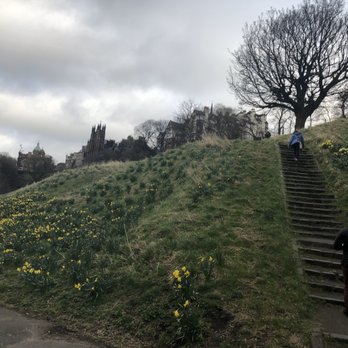 Edinburgh Castle - Up the steps they go - Landmarks & Historical Buildings Near Me - Edinburgh, EDH