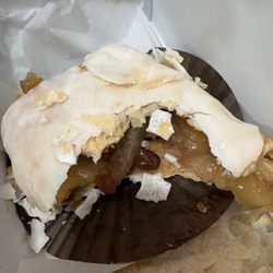 Sweetsboro Pastry Shoppe - Apple Strudel