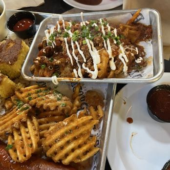 Brody's Restaurant - TRI-TIP FRIES - Barbeque Near Me - Sacramento, California