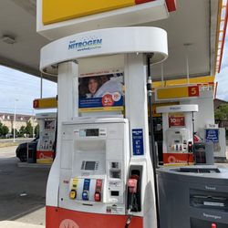 Shell - Shell - fuel pumping station