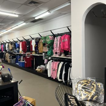Poree's Embroidery - Uniforms Near Me - New Orleans, Louisiana Poree's Embroidery - Uniforms Near Me - New Orleans, Louisiana