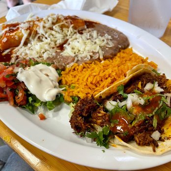 Los Arcos - Combo plate with Enchilada & Taco - Mexican Near Me - Santa Rosa, California Los Arcos - Combo plate with Enchilada & Taco - Mexican Near Me - Santa Rosa, California
