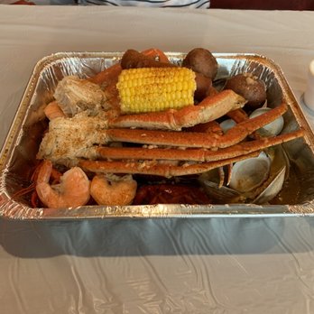 Live Crawfish & Seafood - Seafood boil (sampler) - Seafood Near Me - Richmond, Virginia