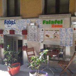 Falafel Zone - Falafelzone ....Beste fresh food in town ...#falafelzone #istanbul #taksim #vegetarien #vejeteryan #vegan