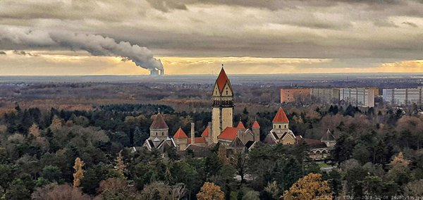 Völkerschlachtdenkmal by null