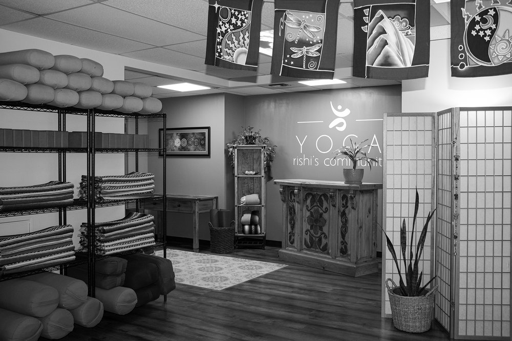 Rishi's Community Yoga Logo