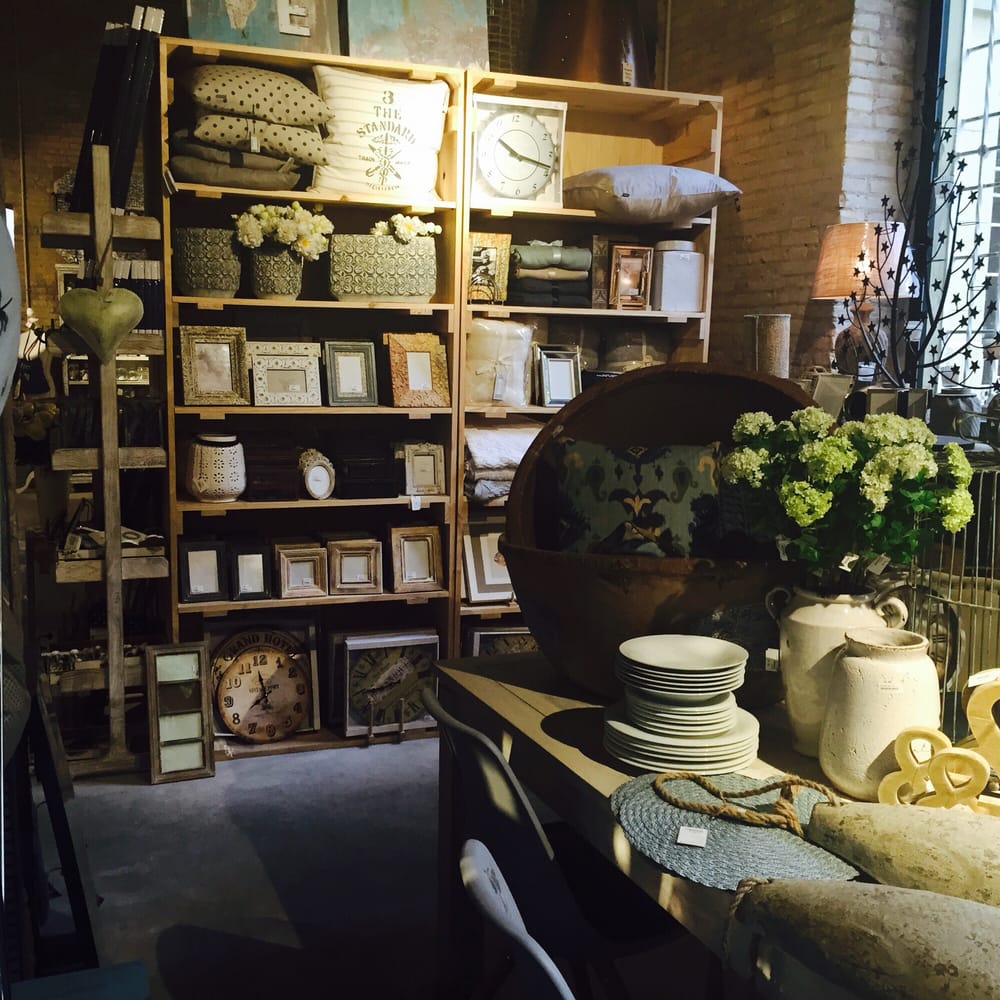 TRIGGO Plaça d'Alfons el Magnànim, Lappi, Valencia, Spain Furniture