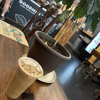Goodman Coffee Roasters - Iced oat-milk latte with lavender (: - Coffee Roasteries Near Me - Chattanooga, Tennessee Goodman Coffee Roasters - Iced oat-milk latte with lavender (: - Coffee Roasteries Near Me - Chattanooga, Tennessee