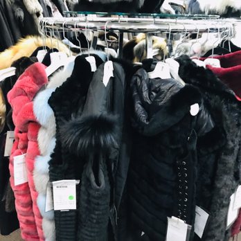 Elmar Furs - Women's Clothing Near Me - Oak Park, Michigan Elmar Furs - Women's Clothing Near Me - Oak Park, Michigan