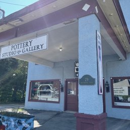 Exterior outside entrance of Noon Whistle Pottery - Stanardsville, Virginia Exterior outside entrance of Noon Whistle Pottery - Stanardsville, Virginia
